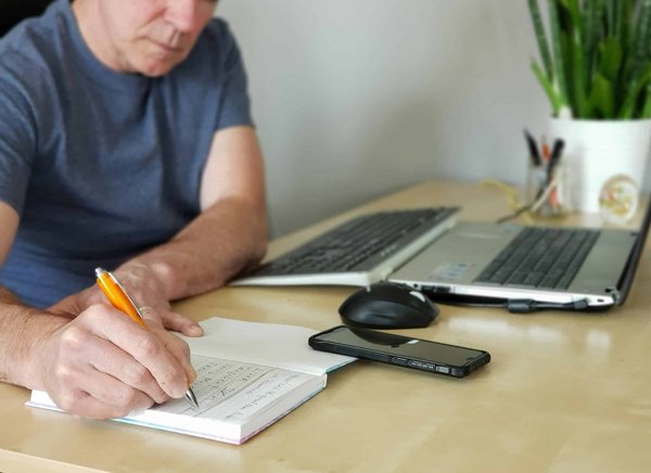 What Are the Steps to Create a Digital Journal on Your Tablet for Daily Reflections?